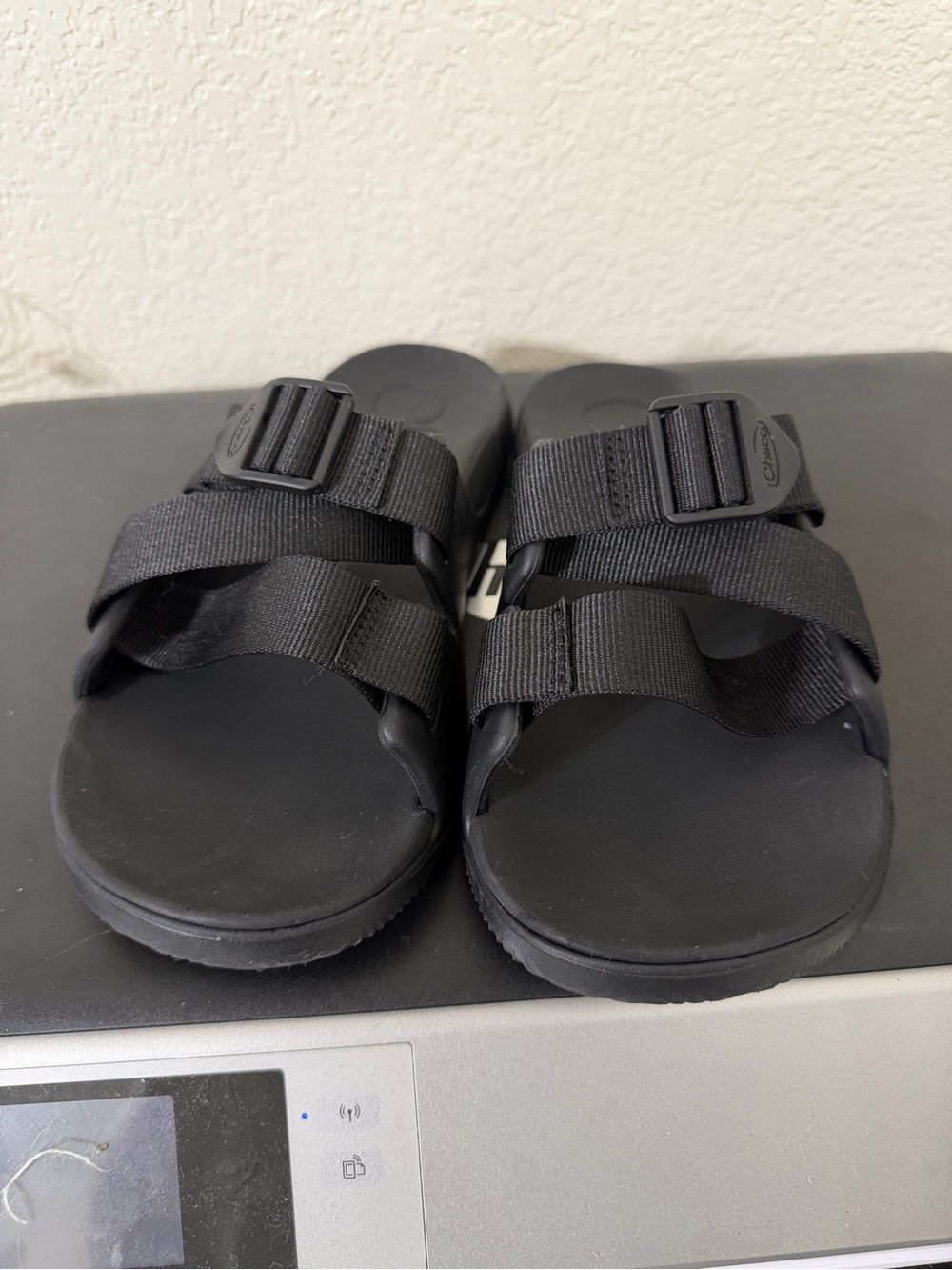 Chaco chillos slides black sandals size 8 women - Picture 2 of 6